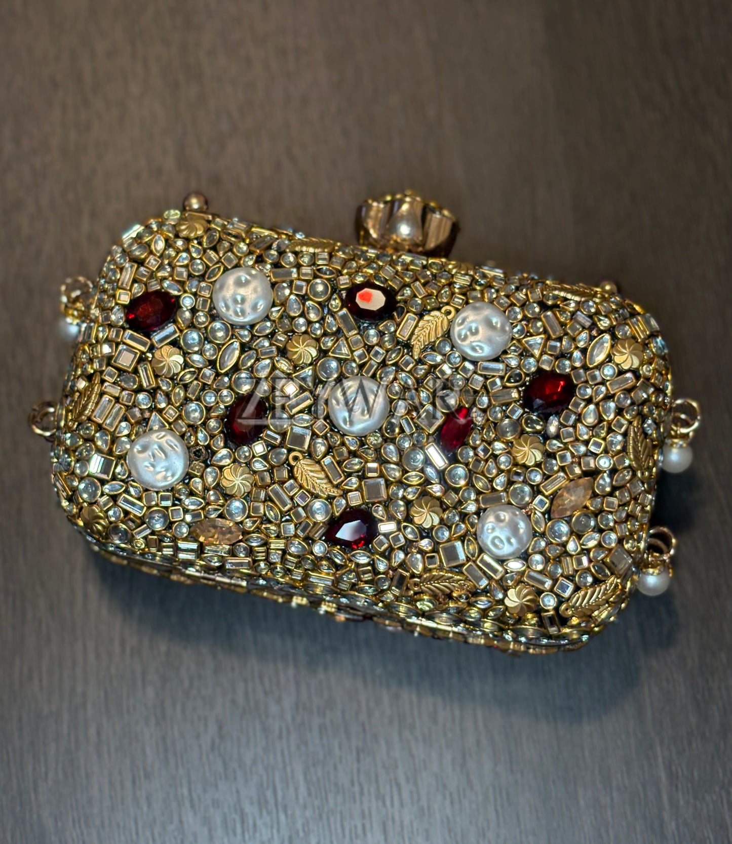 HANYA | Large Embellished Kundan & Metal Clutch