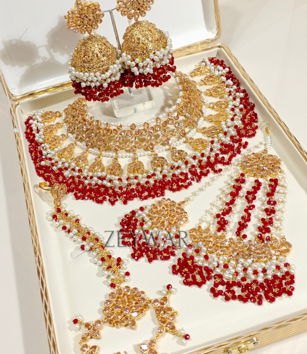 ARIFA | Five Piece Gold Plated Pakistani Style Bridal Set