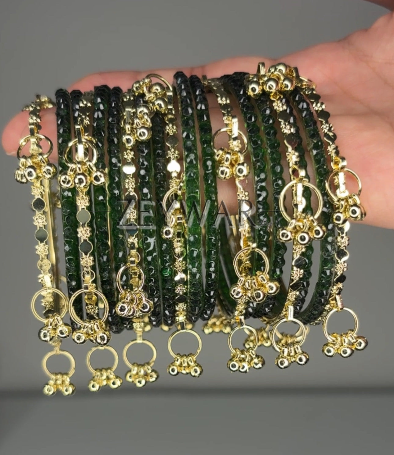 SEERAT | Emerald Green | Glass & Kashmiri Bangles