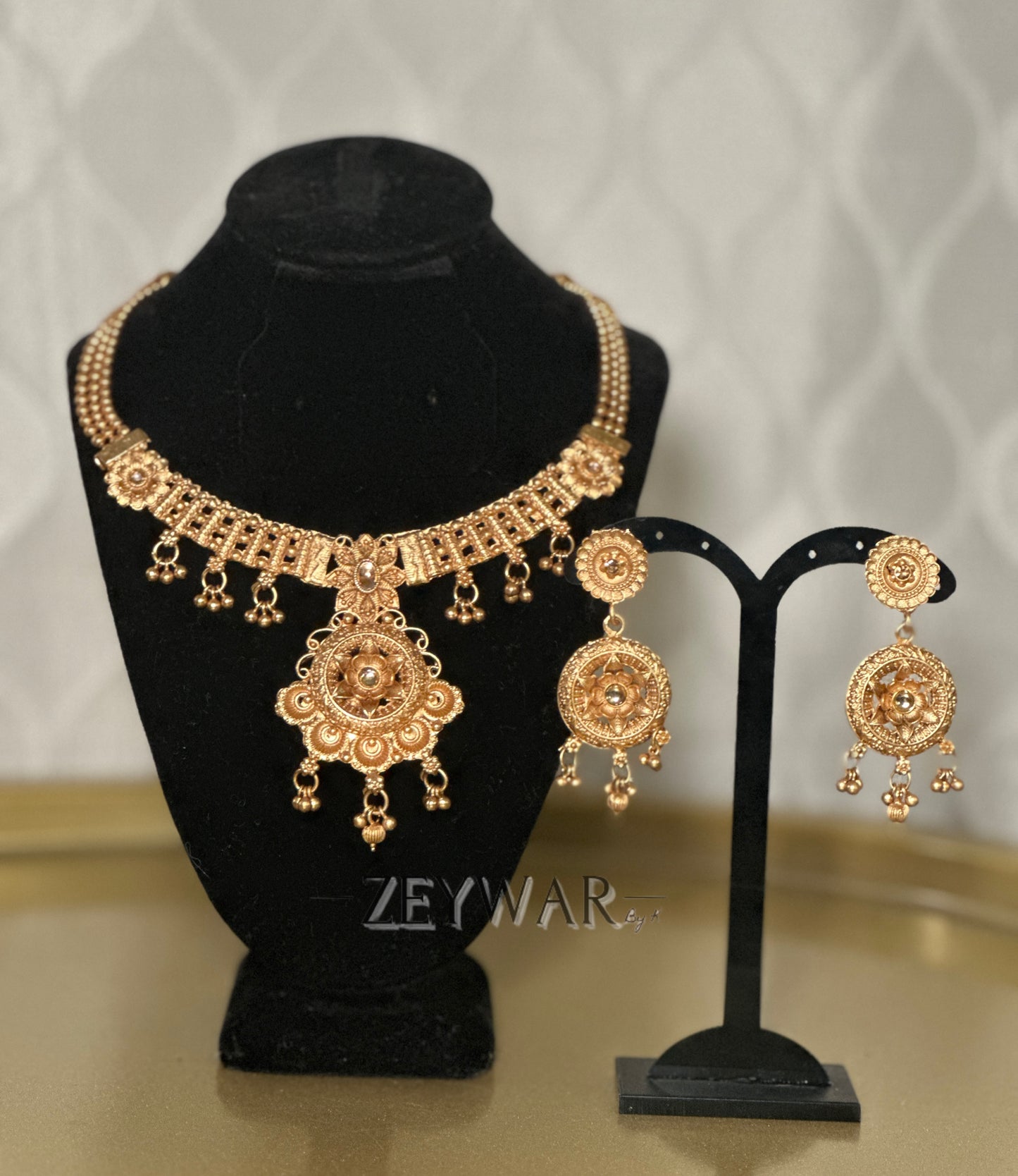 AMELIA | Rajwadi Style Set with Antique Polish