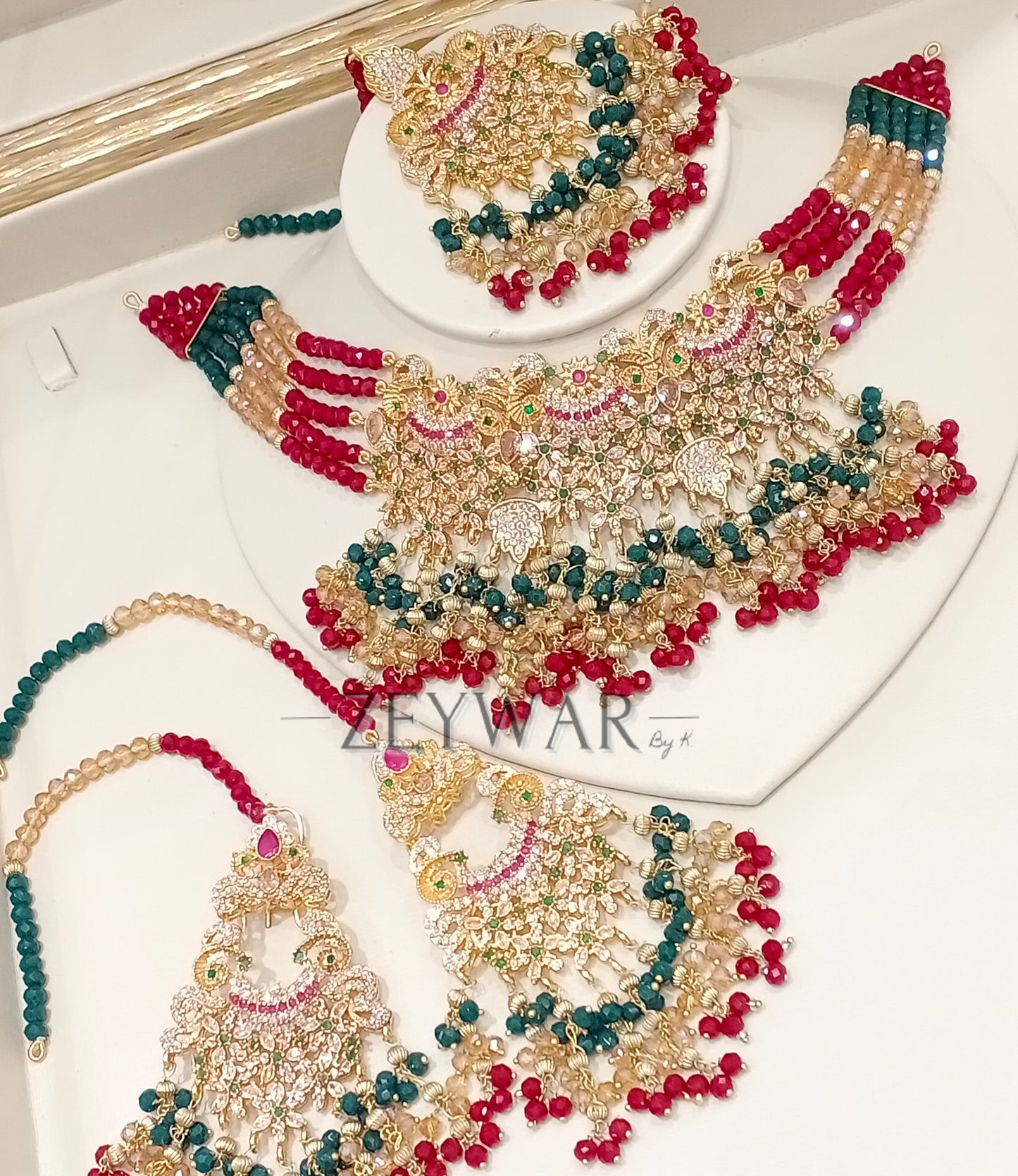RABYA | Choker Set with Earrings & Tikka