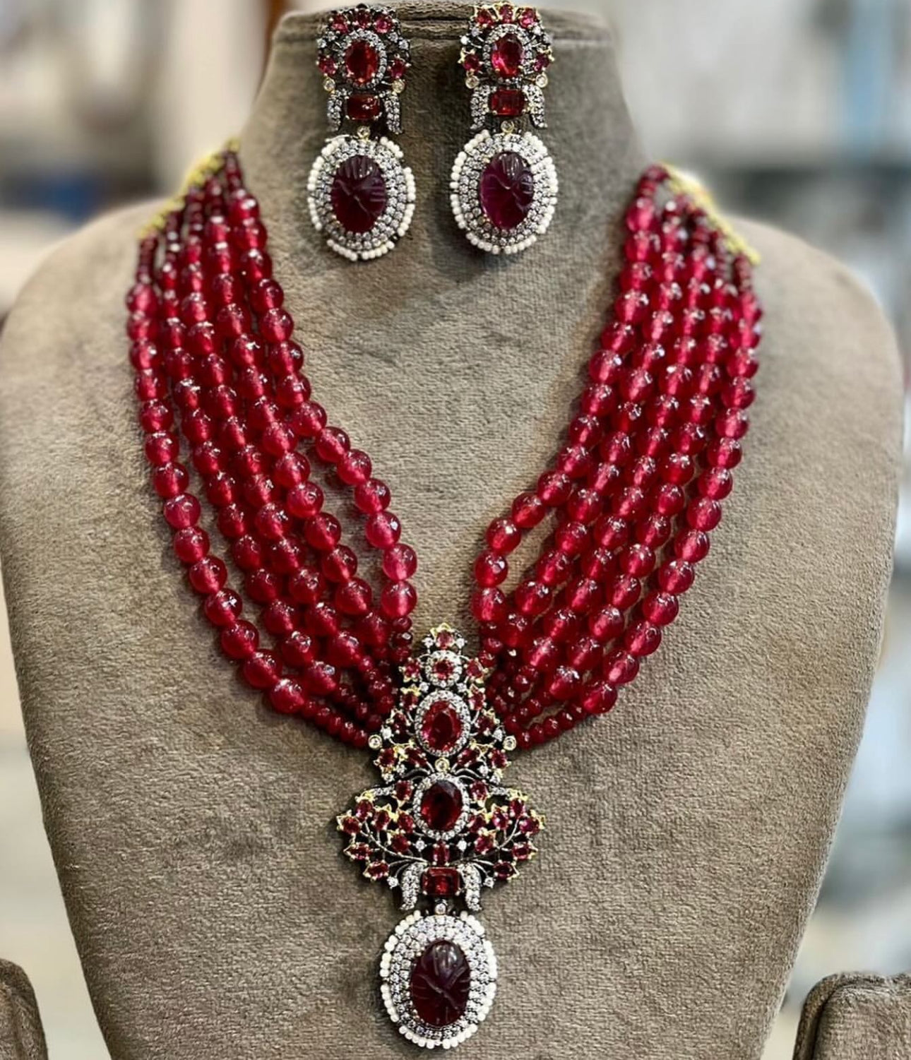 THE HAJRA | Moissanite Set