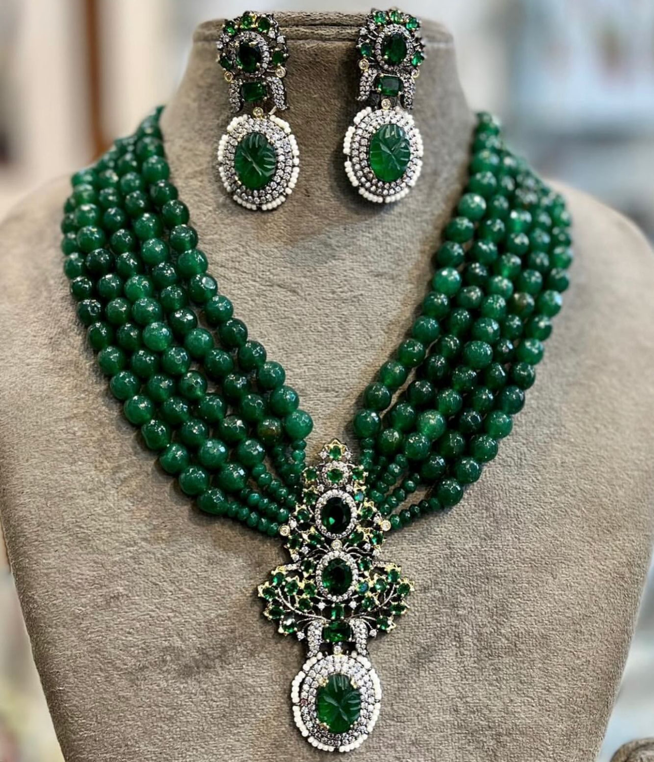 THE HAJRA | Moissanite Set