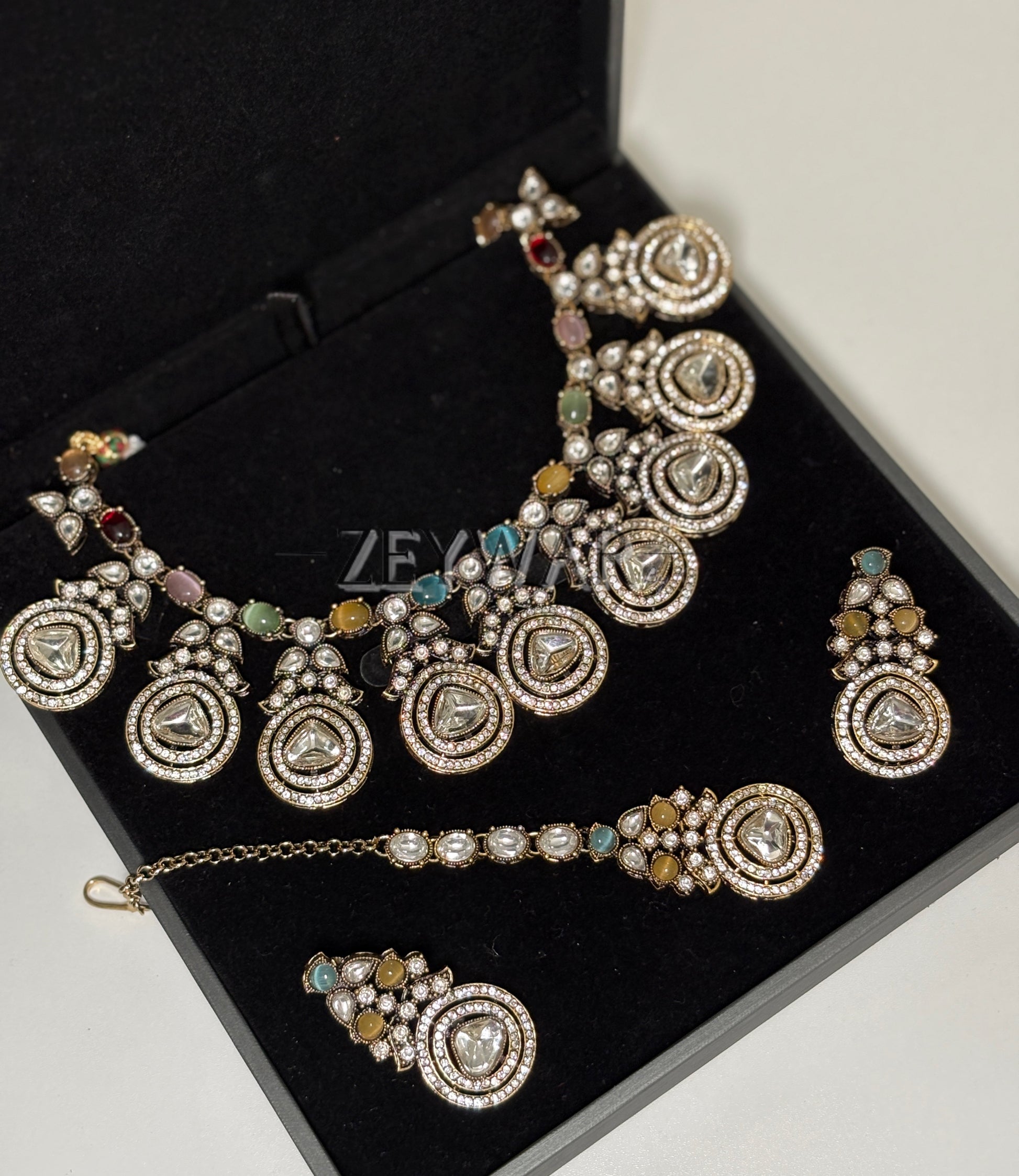 MEHAR | Moissanite Set with Studs & Tikka