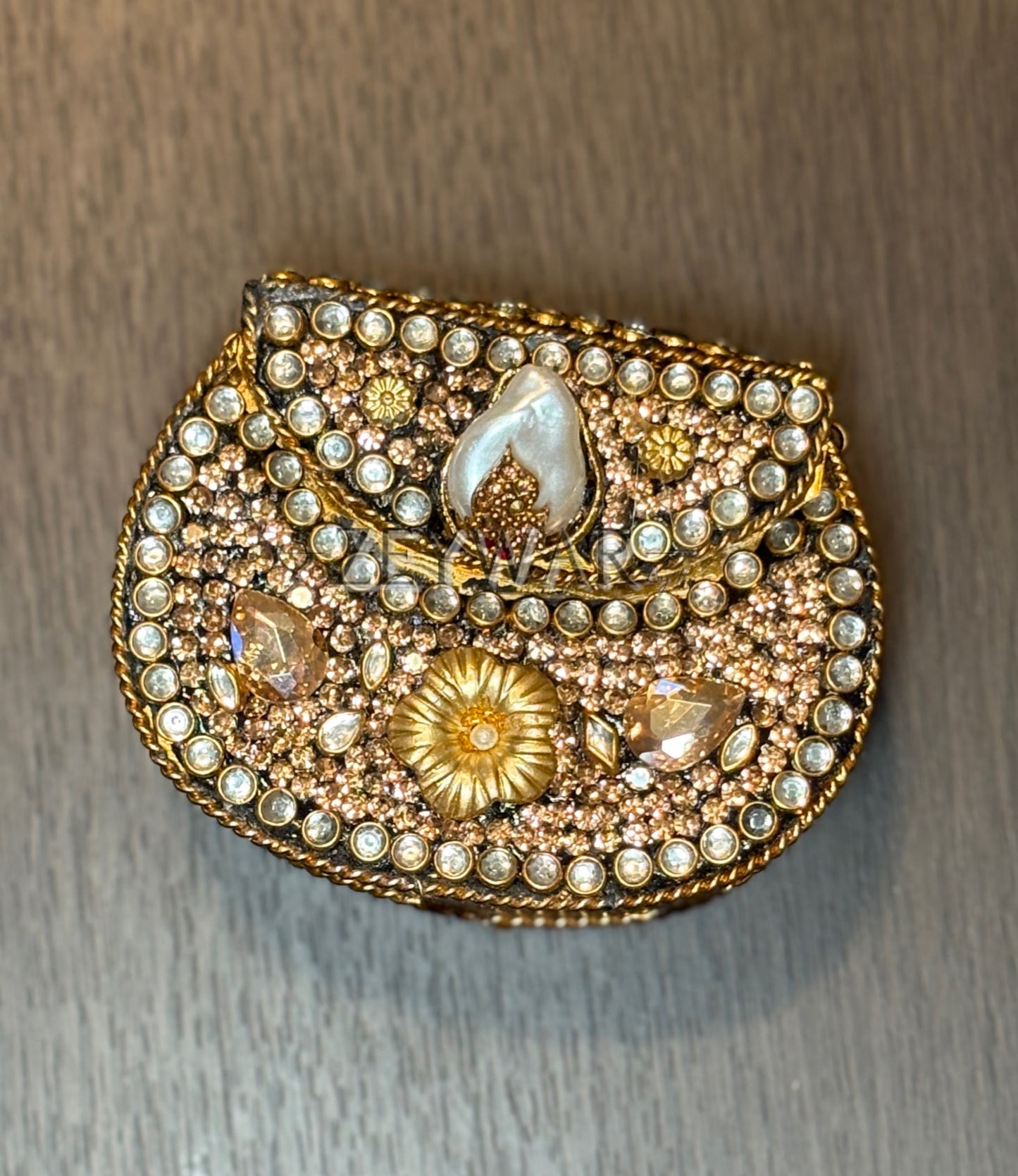 SHEHLA | Mini Embellished Kundan & Metal Clutch