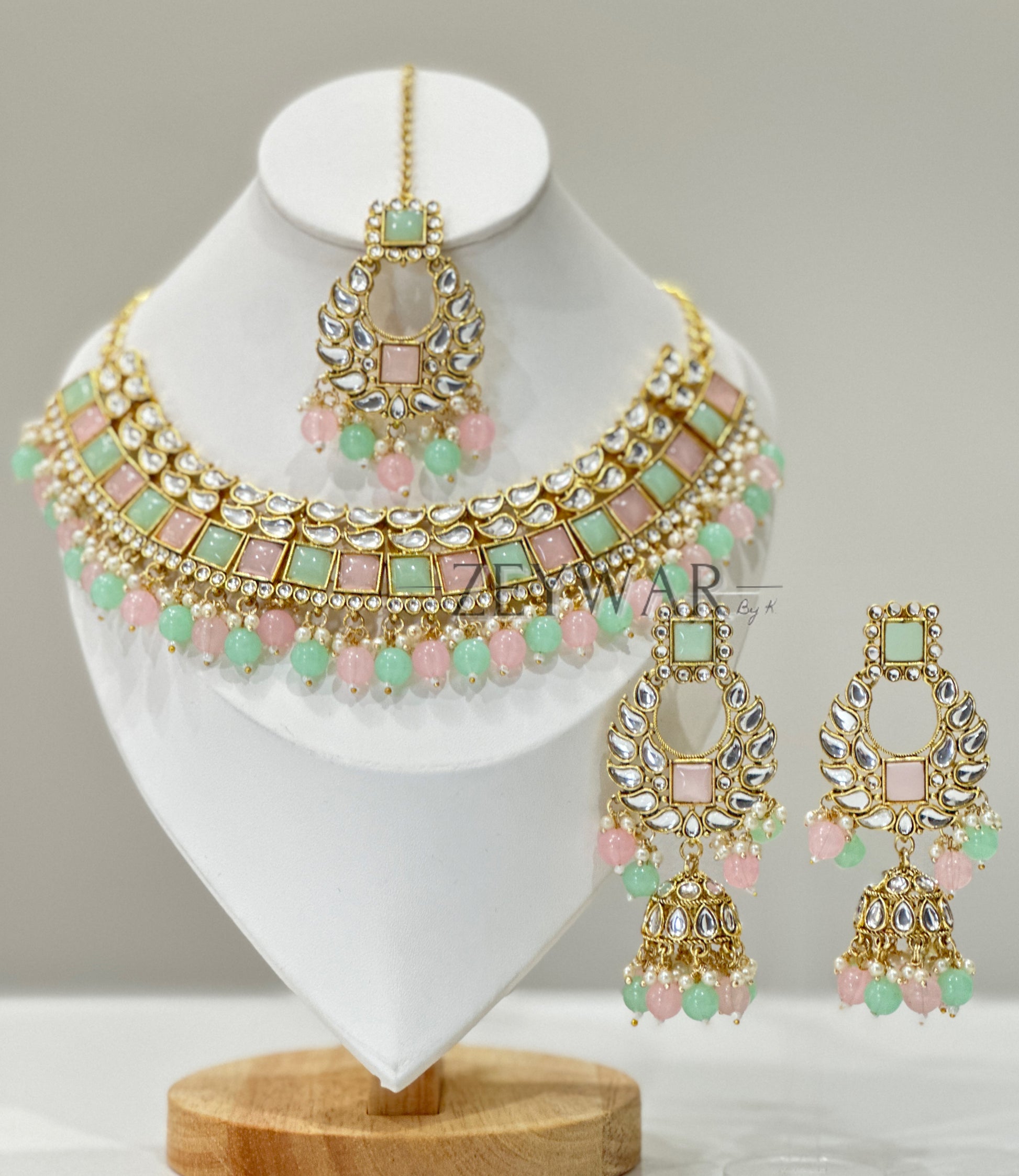 ALEENA | Kundan Necklace with Oversized Jhumki’s & Tikka