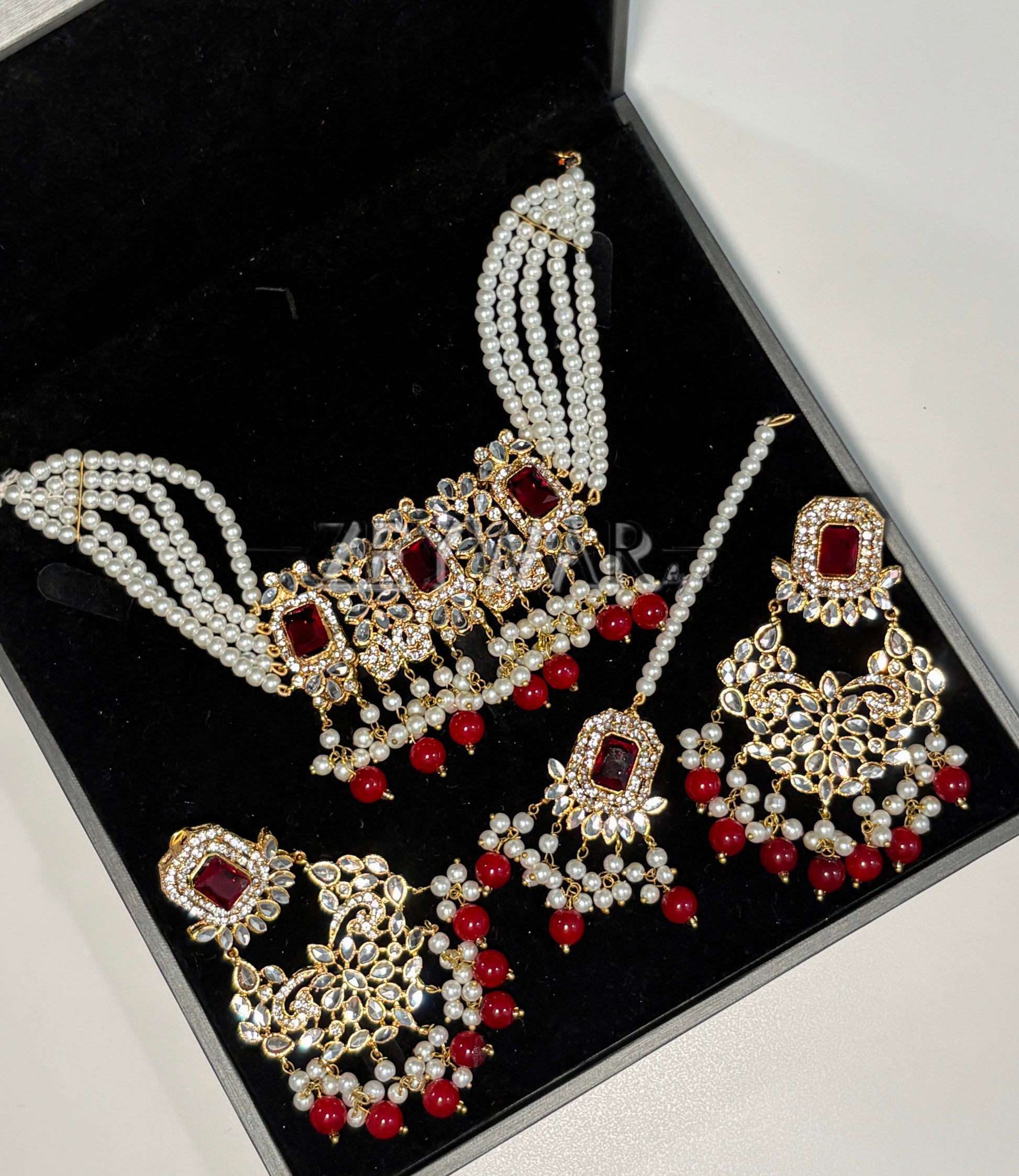 KEYANA | Kundan & AD Pakistani Style Set