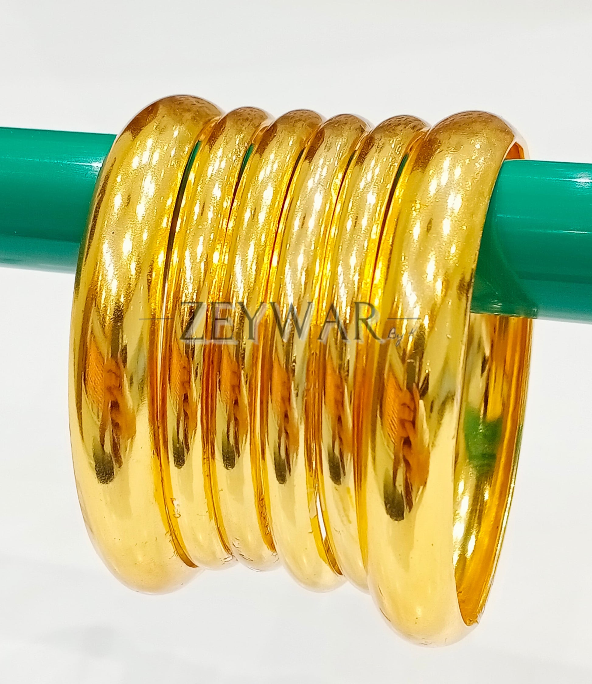 SAVERA | Gold Bangle Set | 6 Pieces