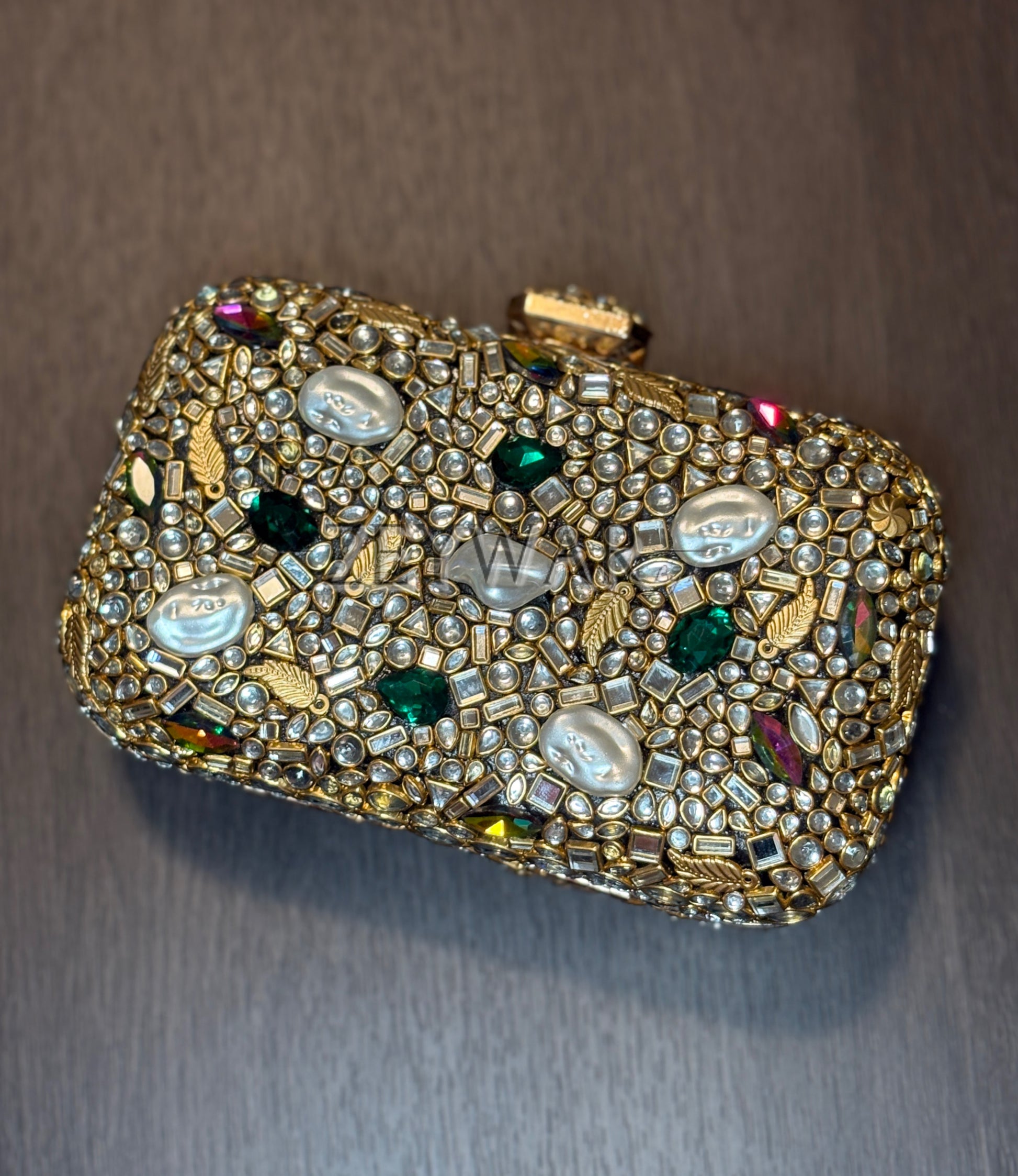 HANYA | Large Embellished Kundan & Metal Clutch (Copy)