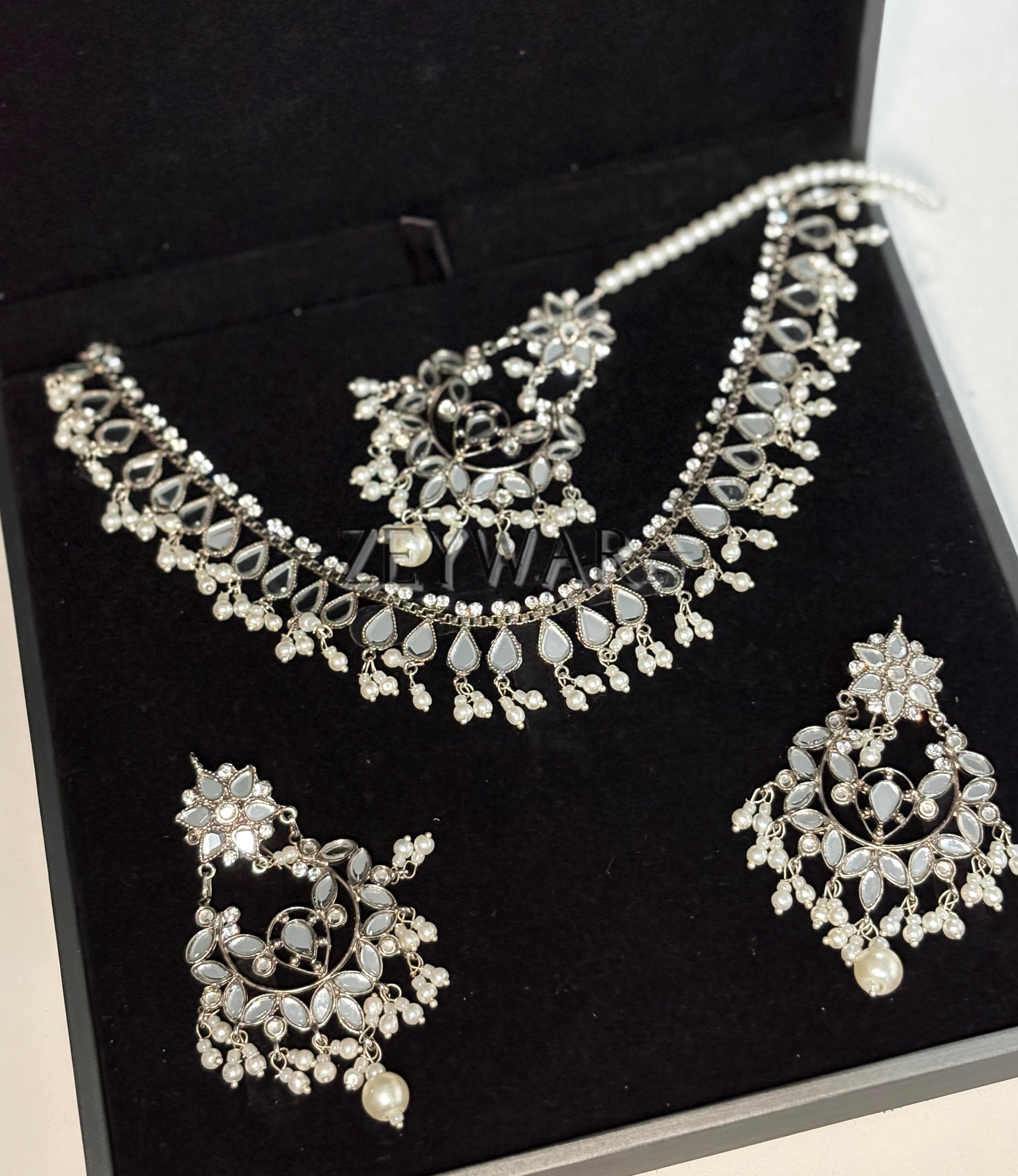 ZOYA | Mirror Set with Earrings & Tikka