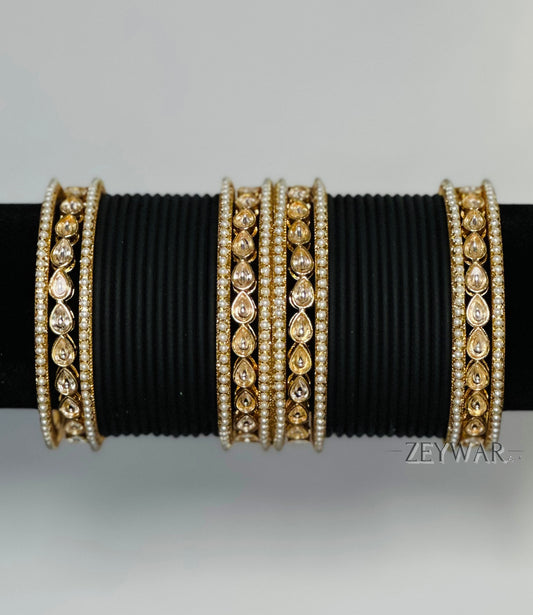 BANGLES | Black | Glass Bangles with Kundan & Pearl Karey