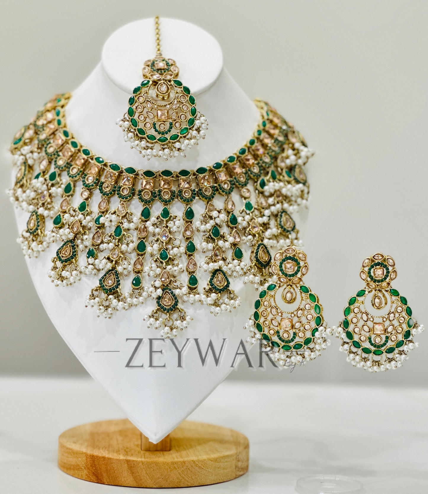 JAWARIA | Polki Necklace with Earrings & Tikka