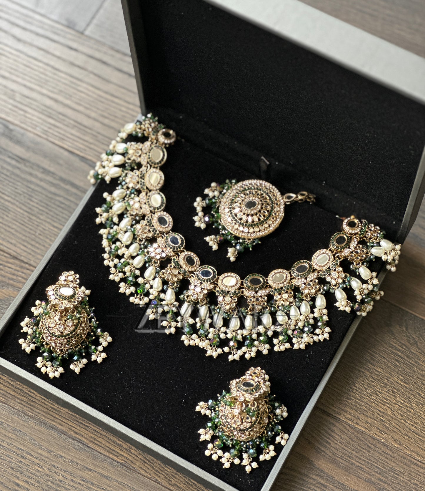 ANEEMA | Semi Bridal Mirror & AD Set