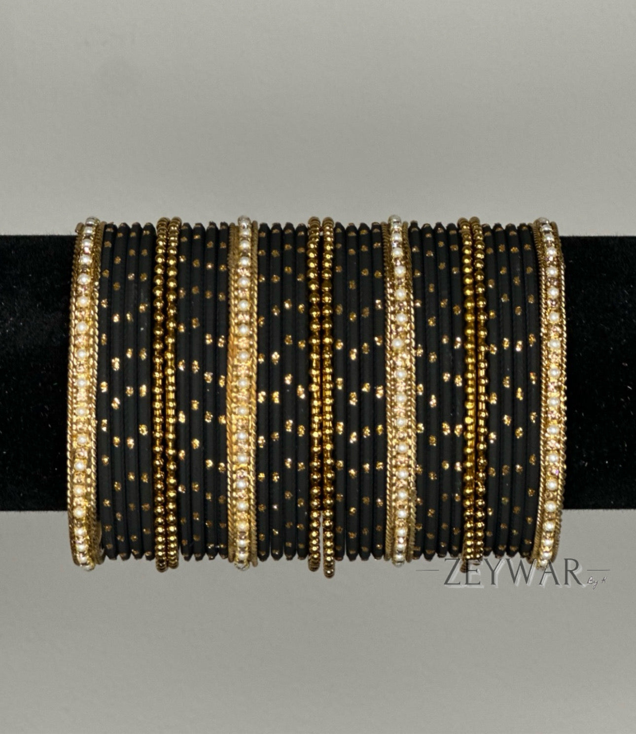 BANGLES | Black | Glass Bangles with Gold Specks