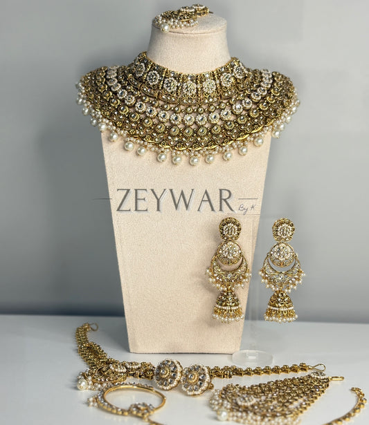 NAZAL | 8 Piece Gold-Plated Kundan Bridal Set