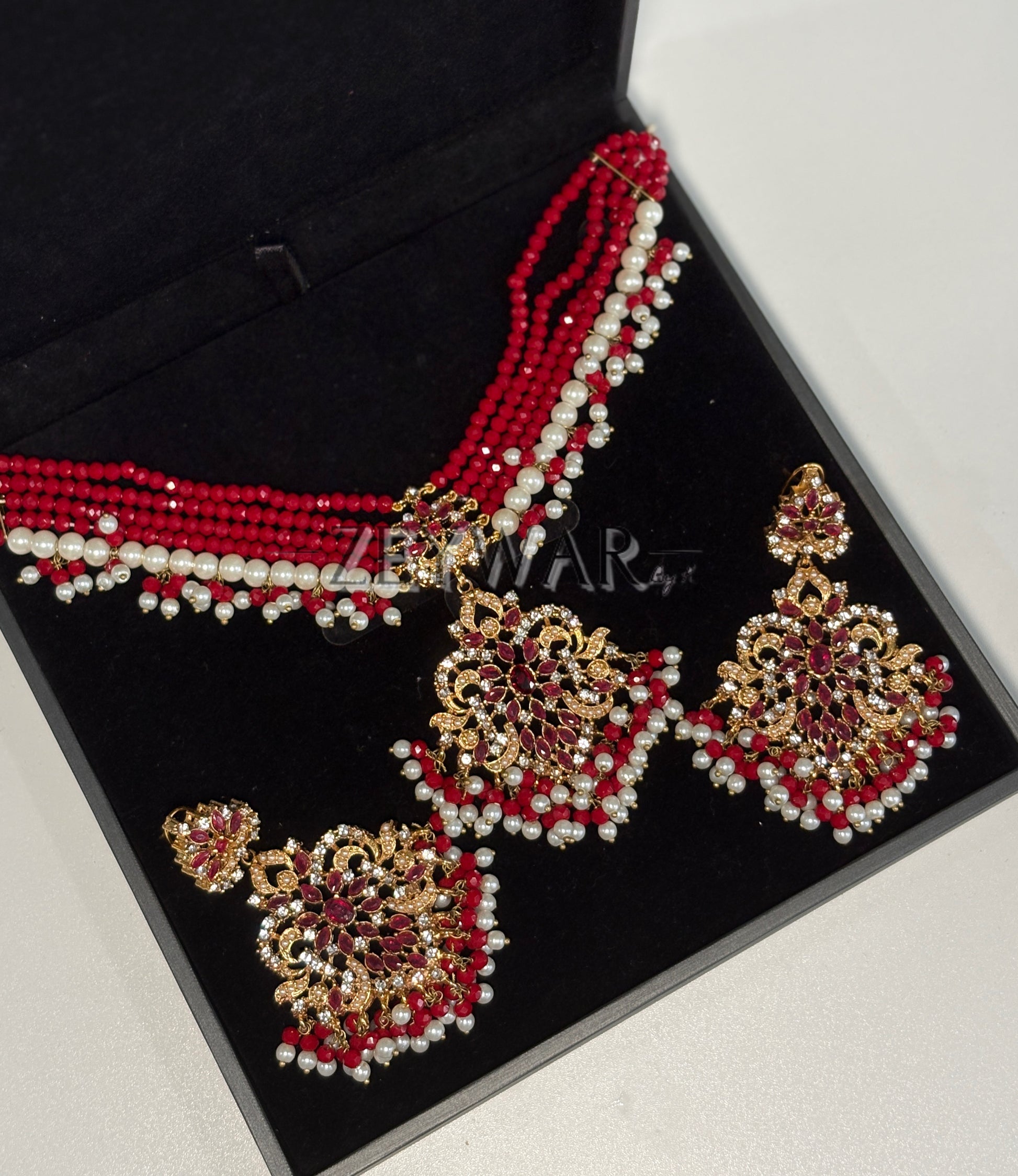 WARDA | Stunning Choker with Earrings
