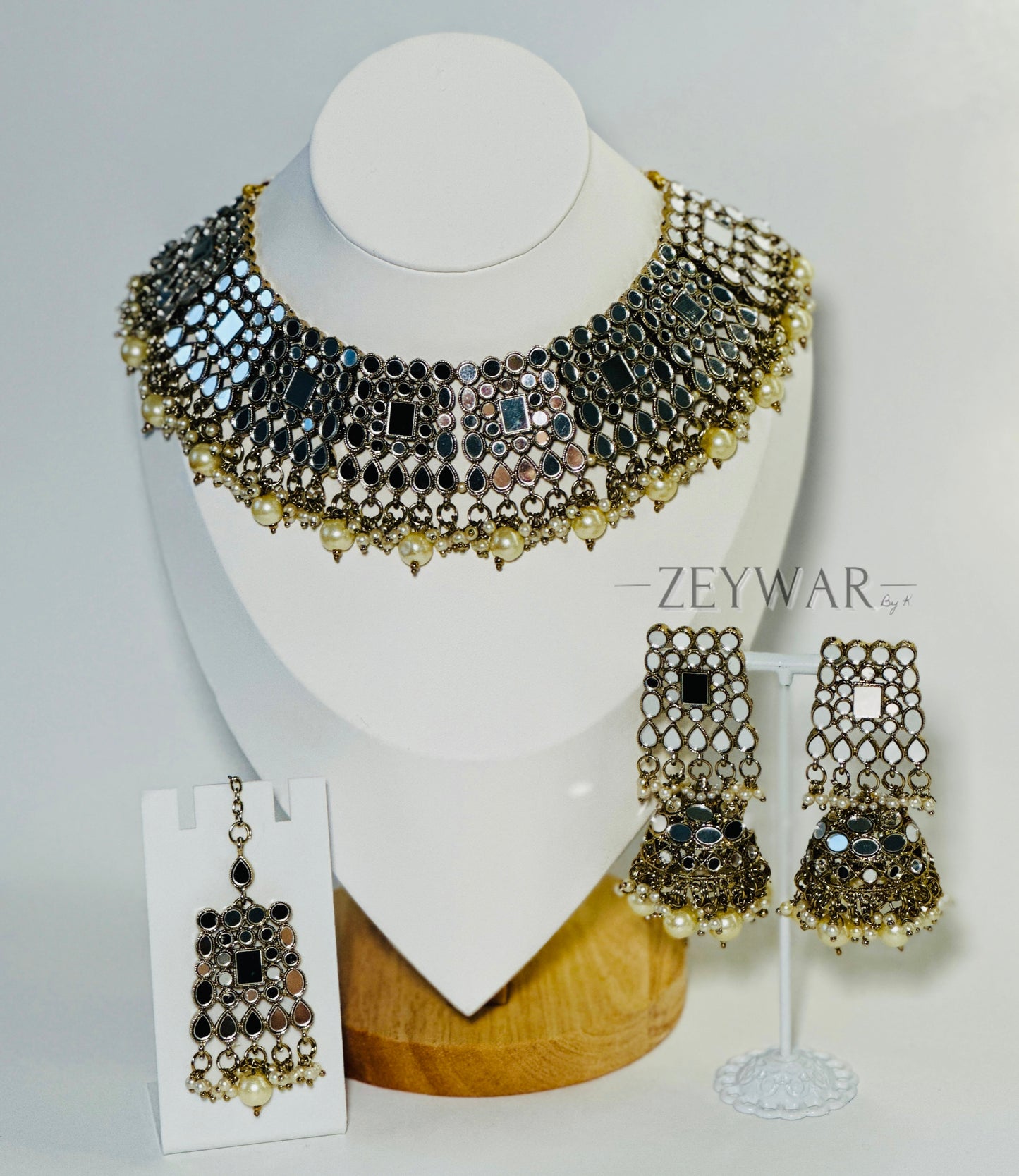 HAREEM | Mirror Set with Jhumki's on Antique Polish