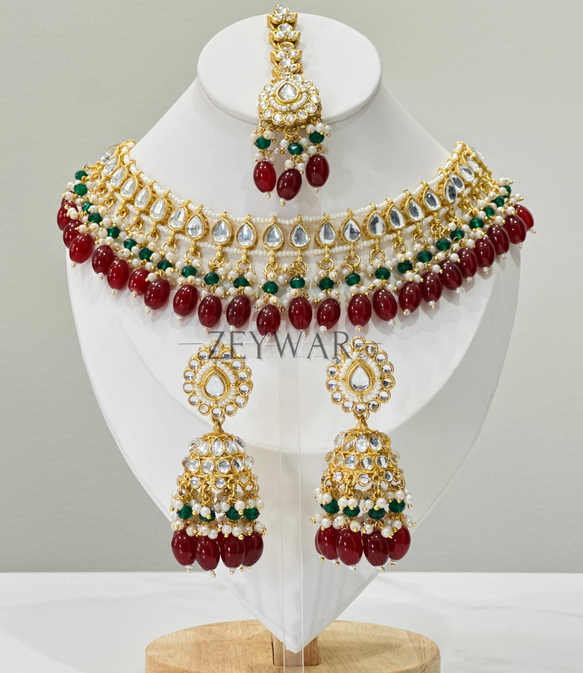 GURLEEN | Kundan Set with Jhumkis & Tikka