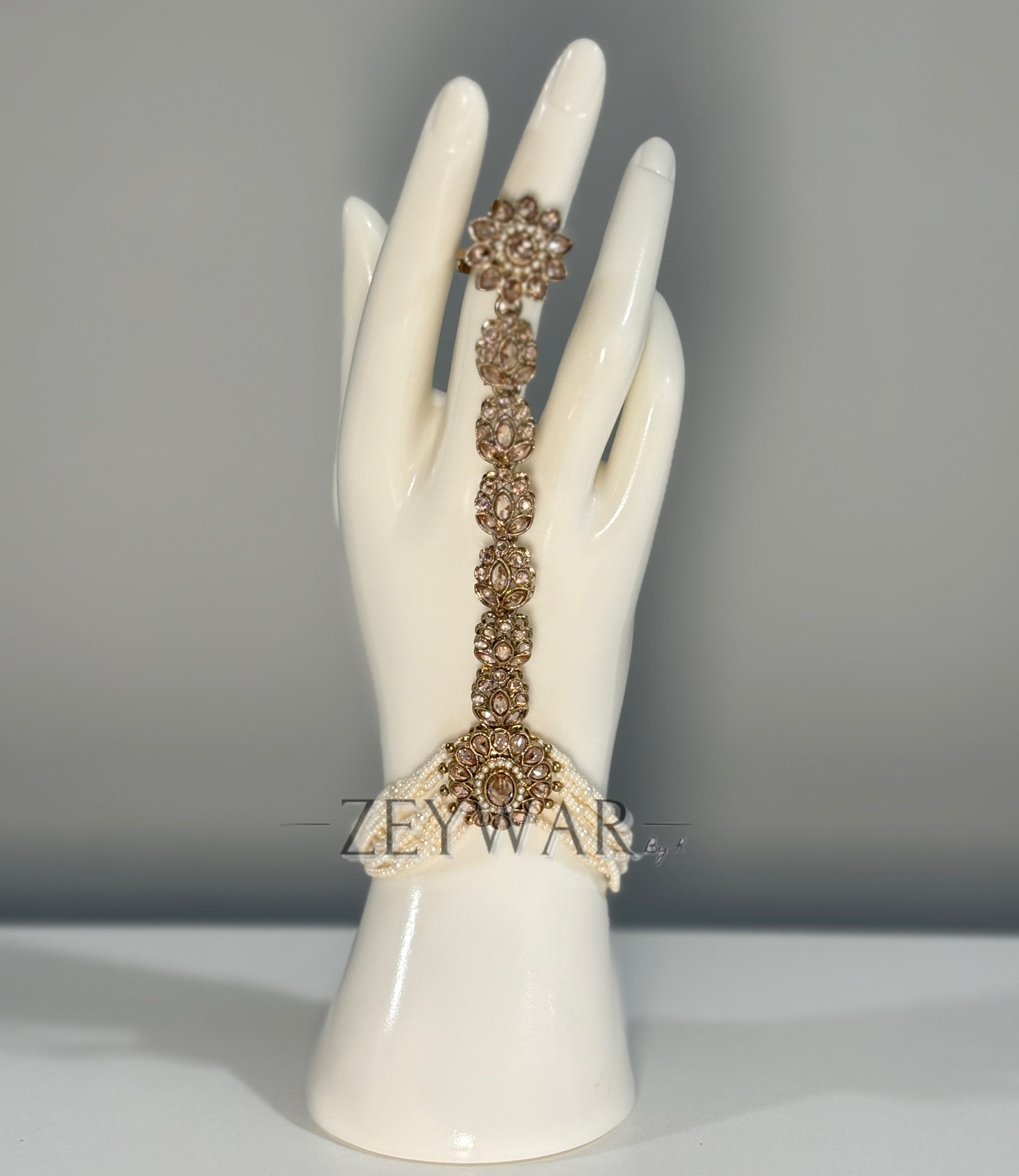 KAUSHAL | Polki & Pearl Hand Chain