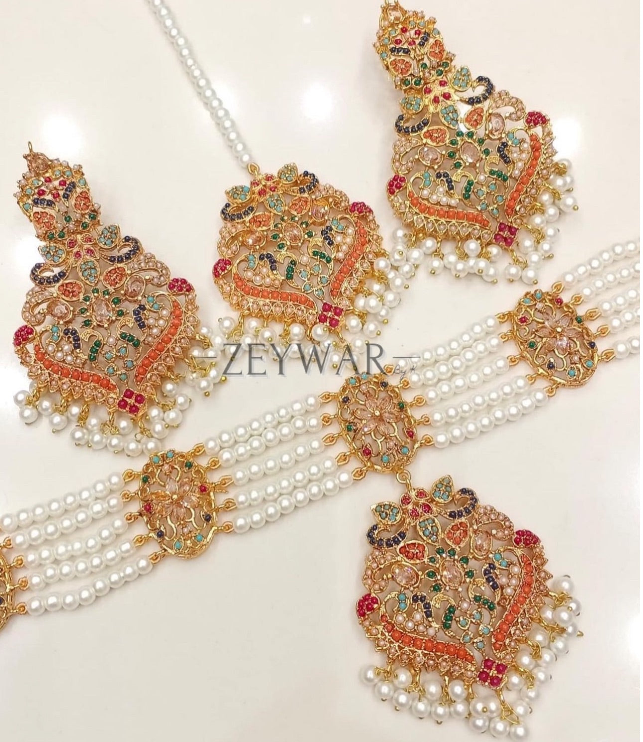 AIYANNA | Gorgeous Handmade Choker with Lightweight Earrings & Tikka