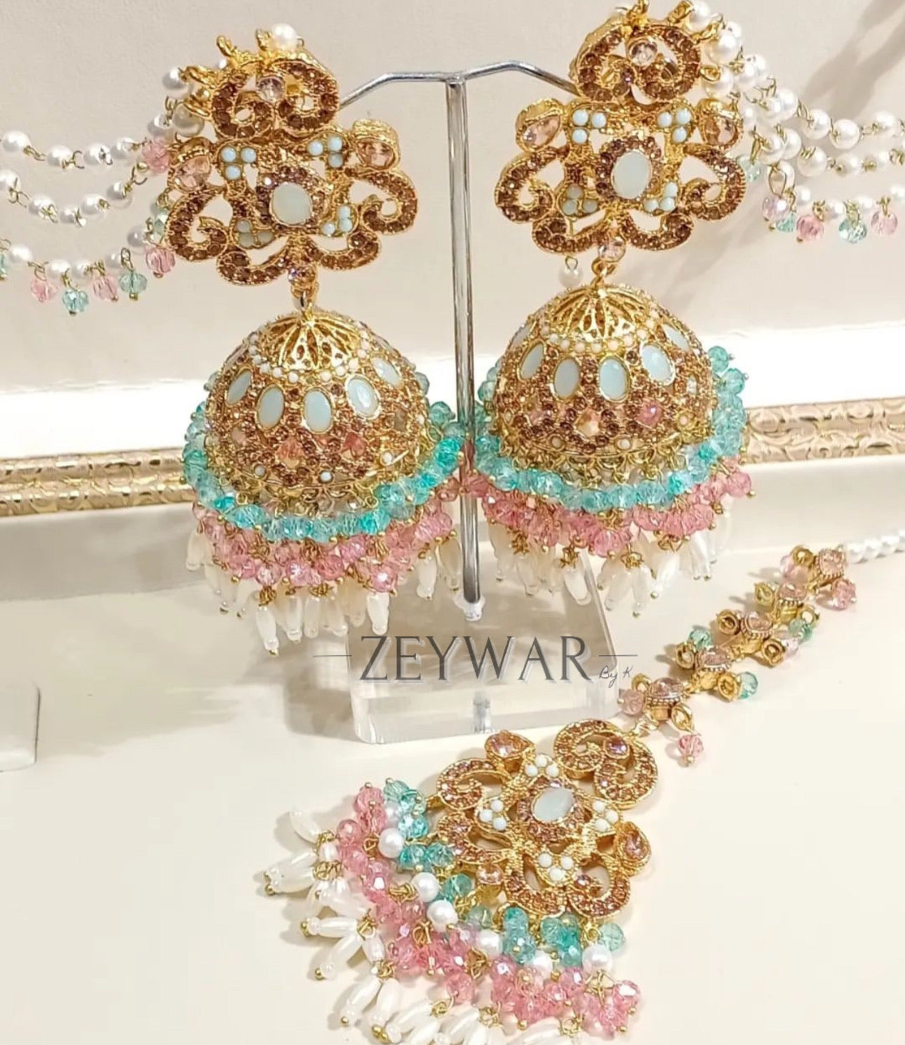 ZERMEEN | Tikka & Earrings with Saharey