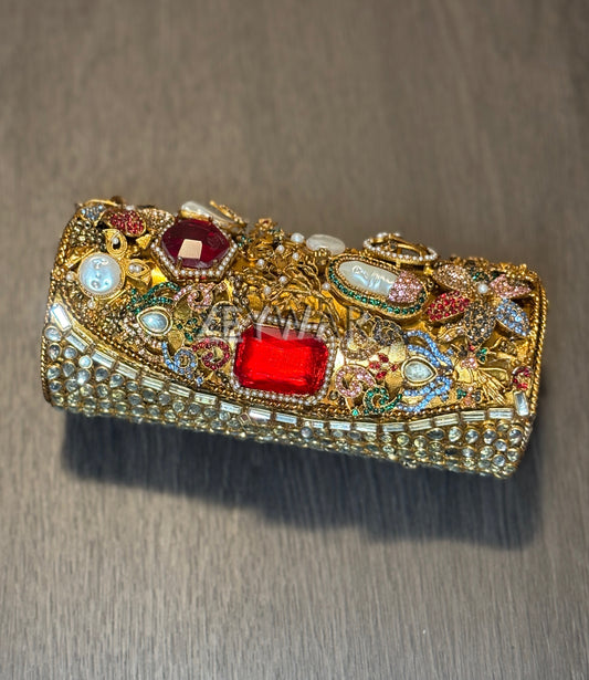 AASMA | Medium Embellished Kundan & Metal Clutch