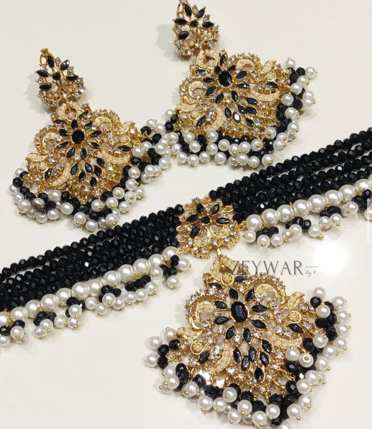 WARDA | Stunning Choker with Earrings