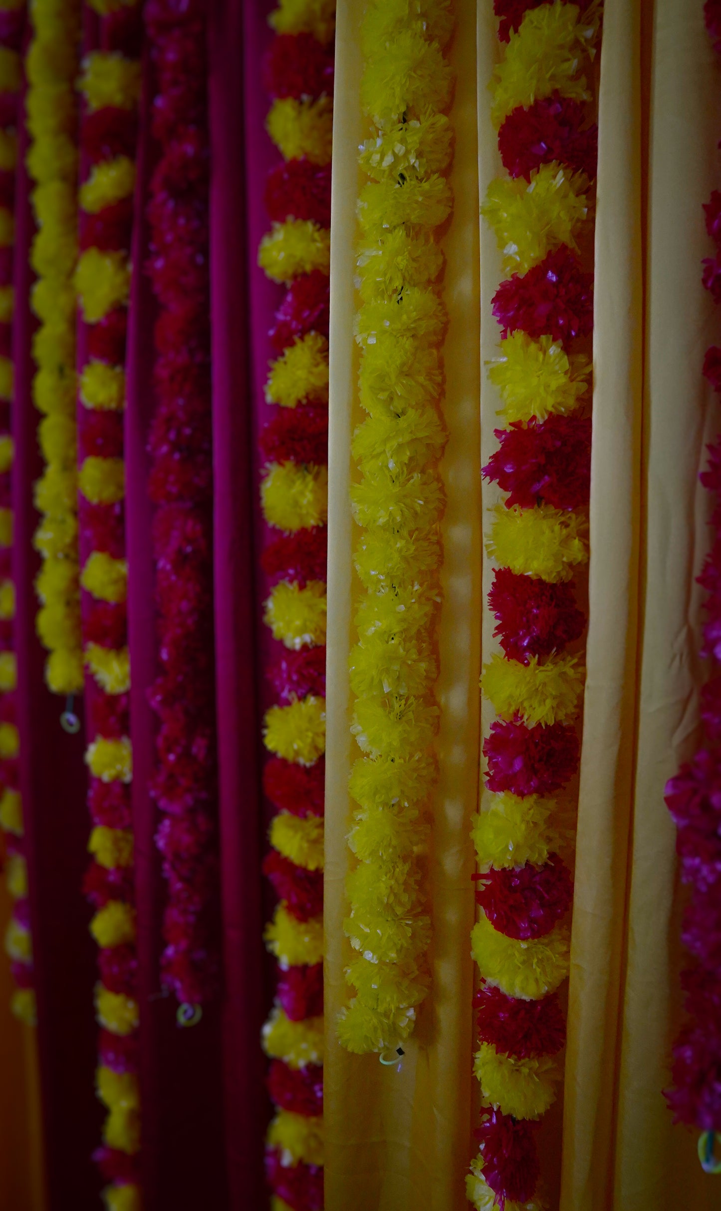 Haldi Lagake - Read Description