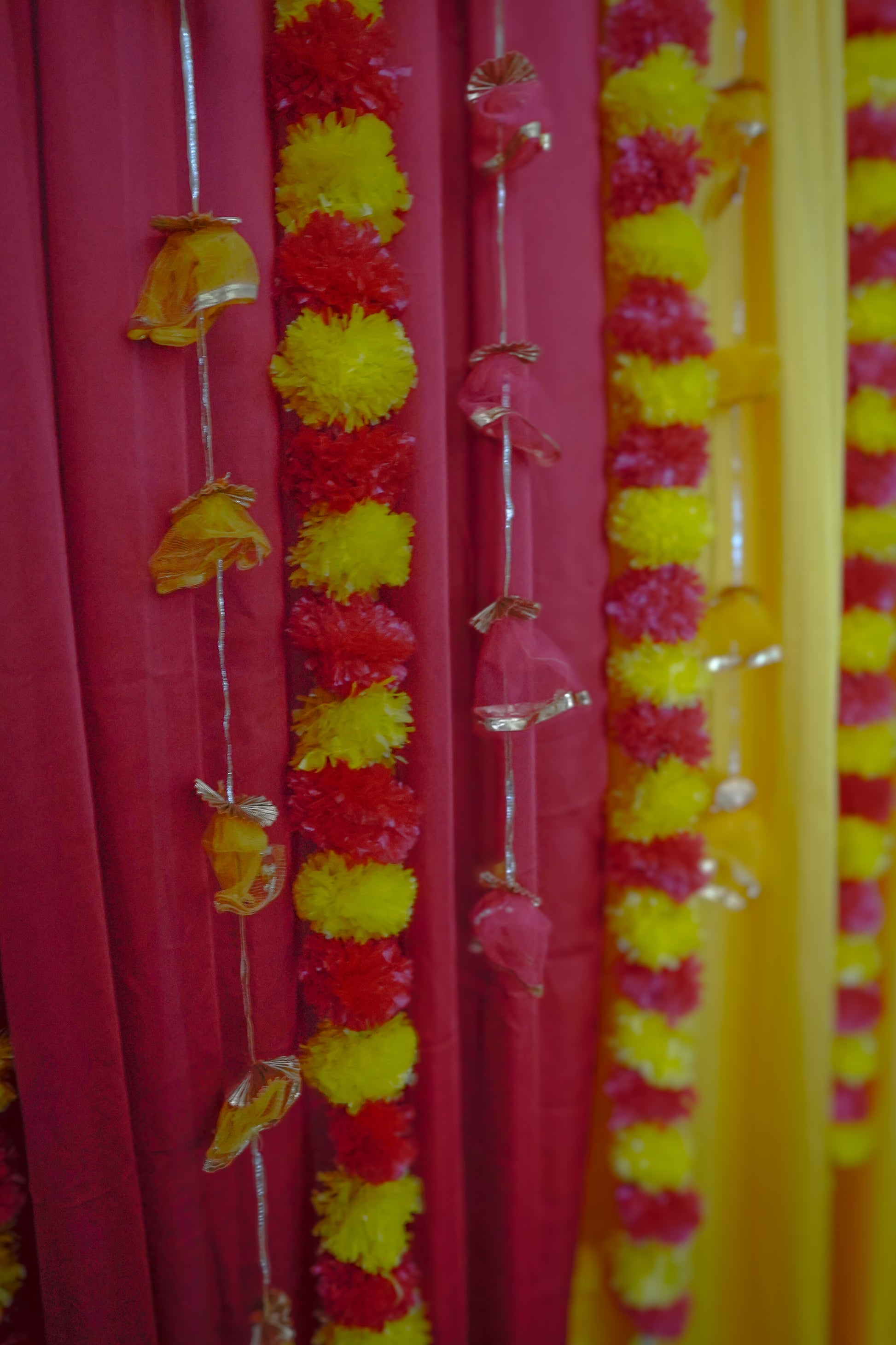 Dholki Bajao - Read Description