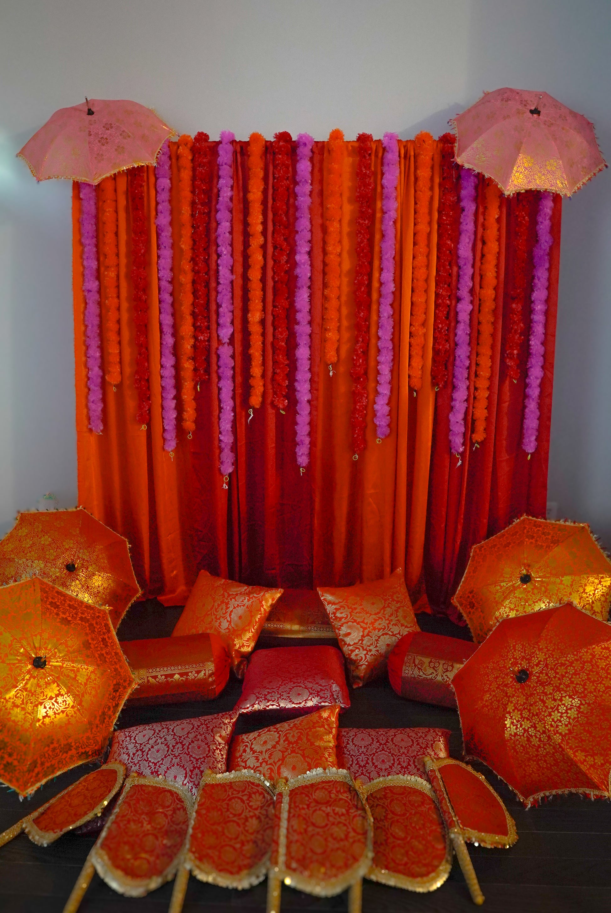 Mehendi Ki Raat - Read Description