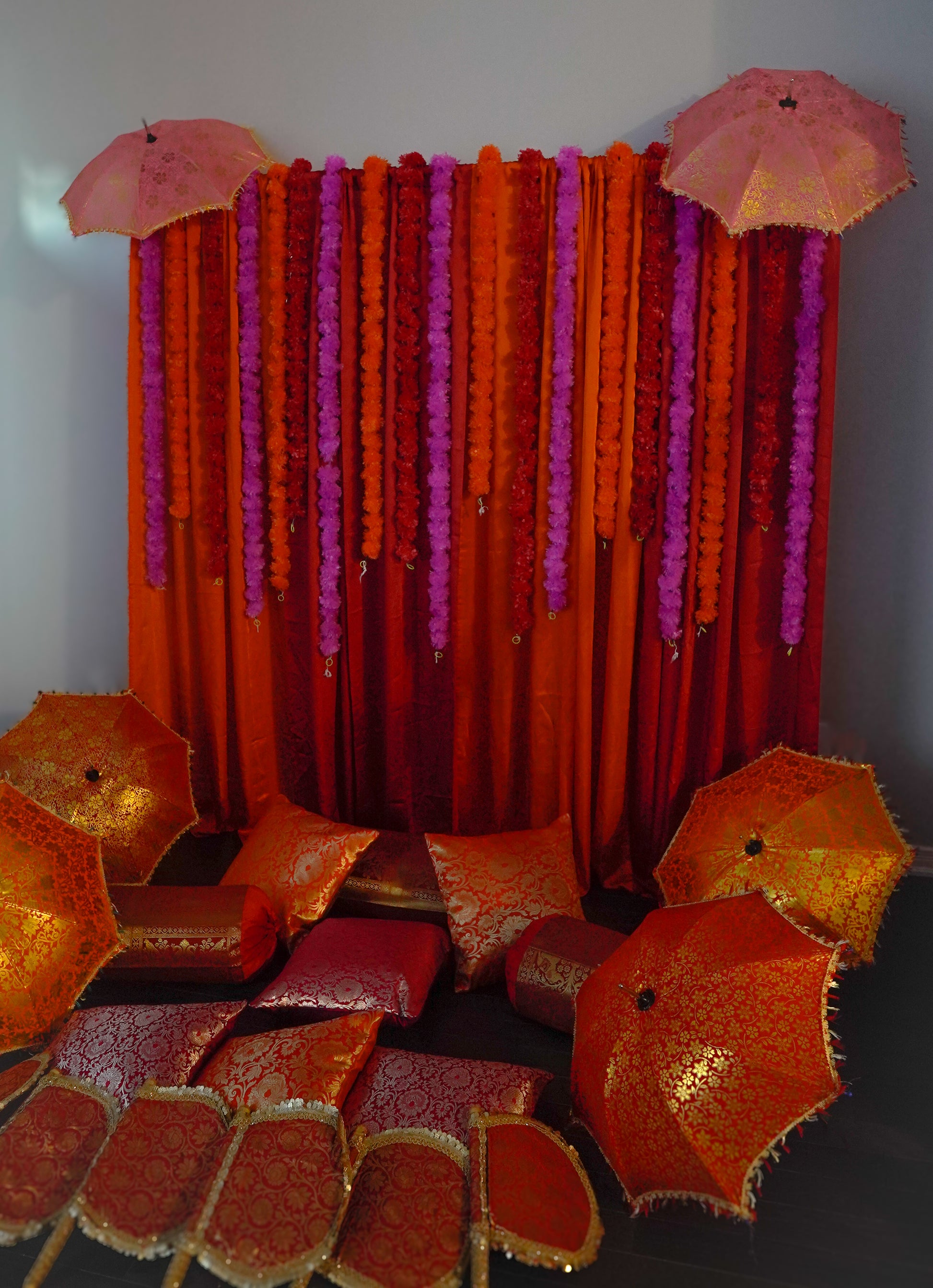 Mehendi Ki Raat - Read Description