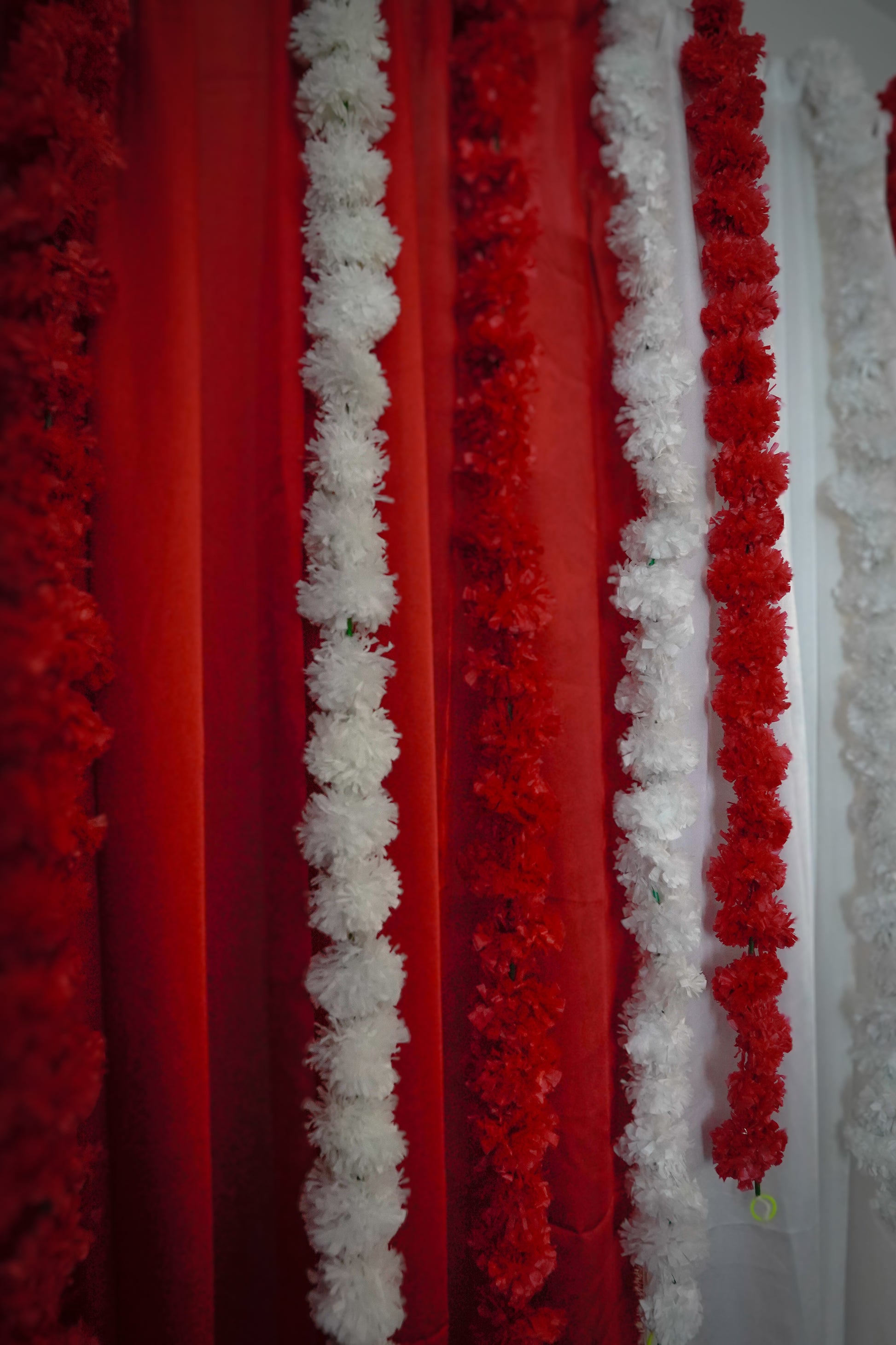 Lal Dupatta - Read Description