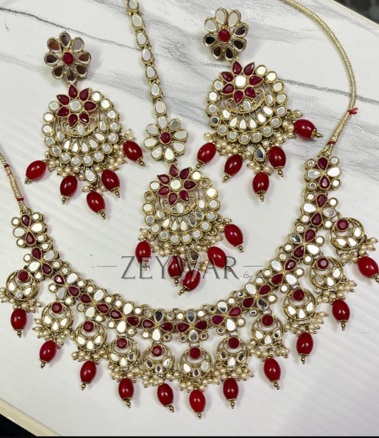 SUNDUS | Mirror Set with Earrings & Tikka