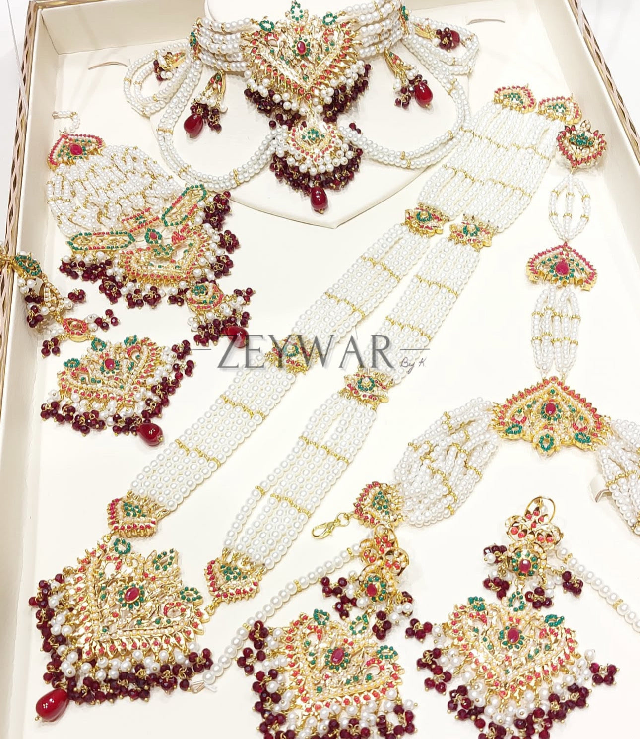 BEENISH | Gold Plated Jadau Style Set