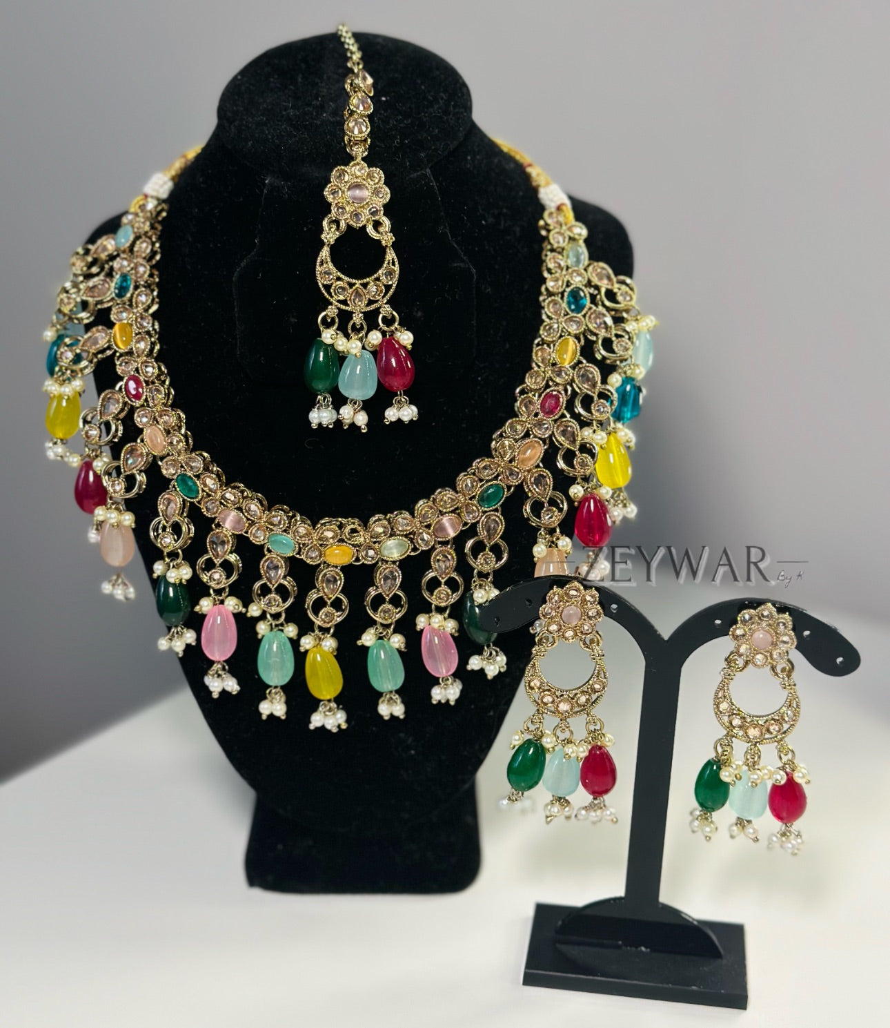 SHABNAM | Polki Necklace with Lightweight Earrings & Tikka