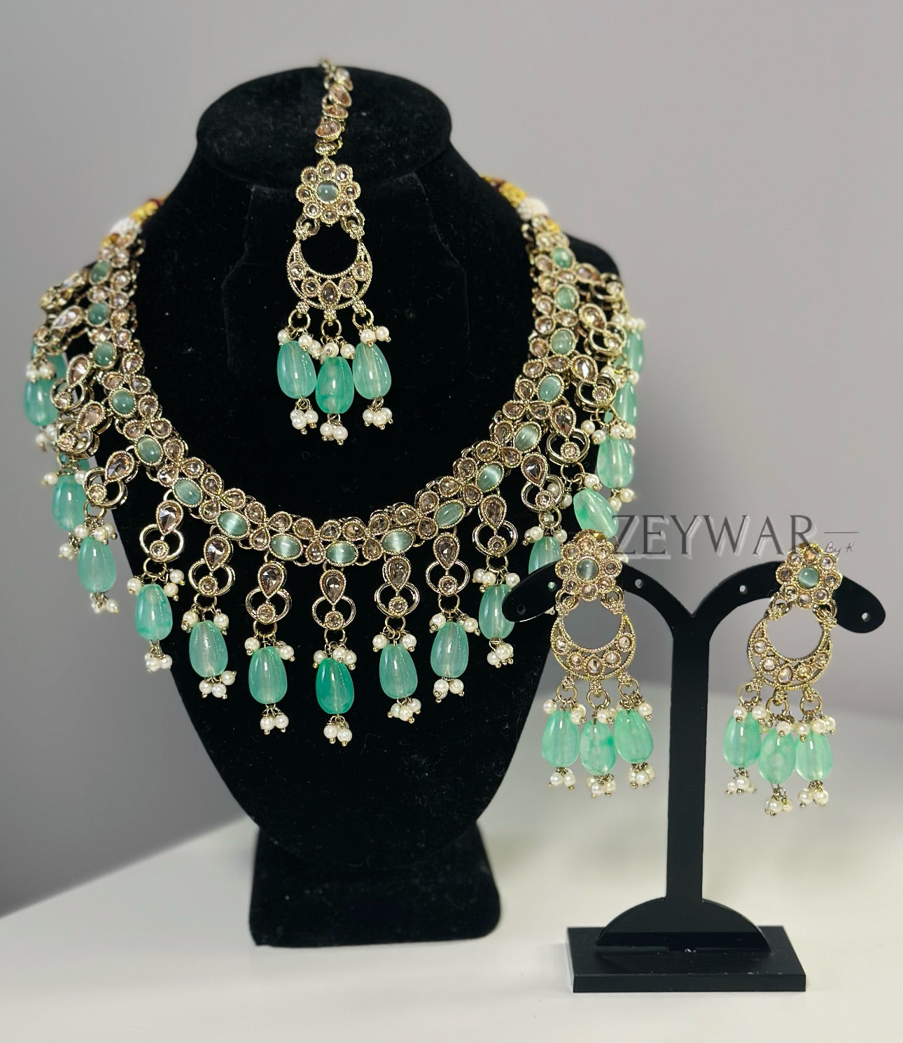 SHABNAM | Polki Necklace with Lightweight Earrings & Tikka