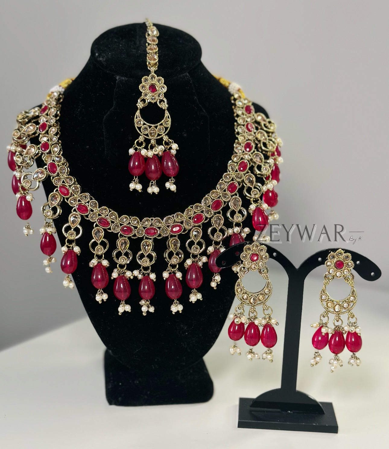 SHABNAM | Polki Necklace with Lightweight Earrings & Tikka